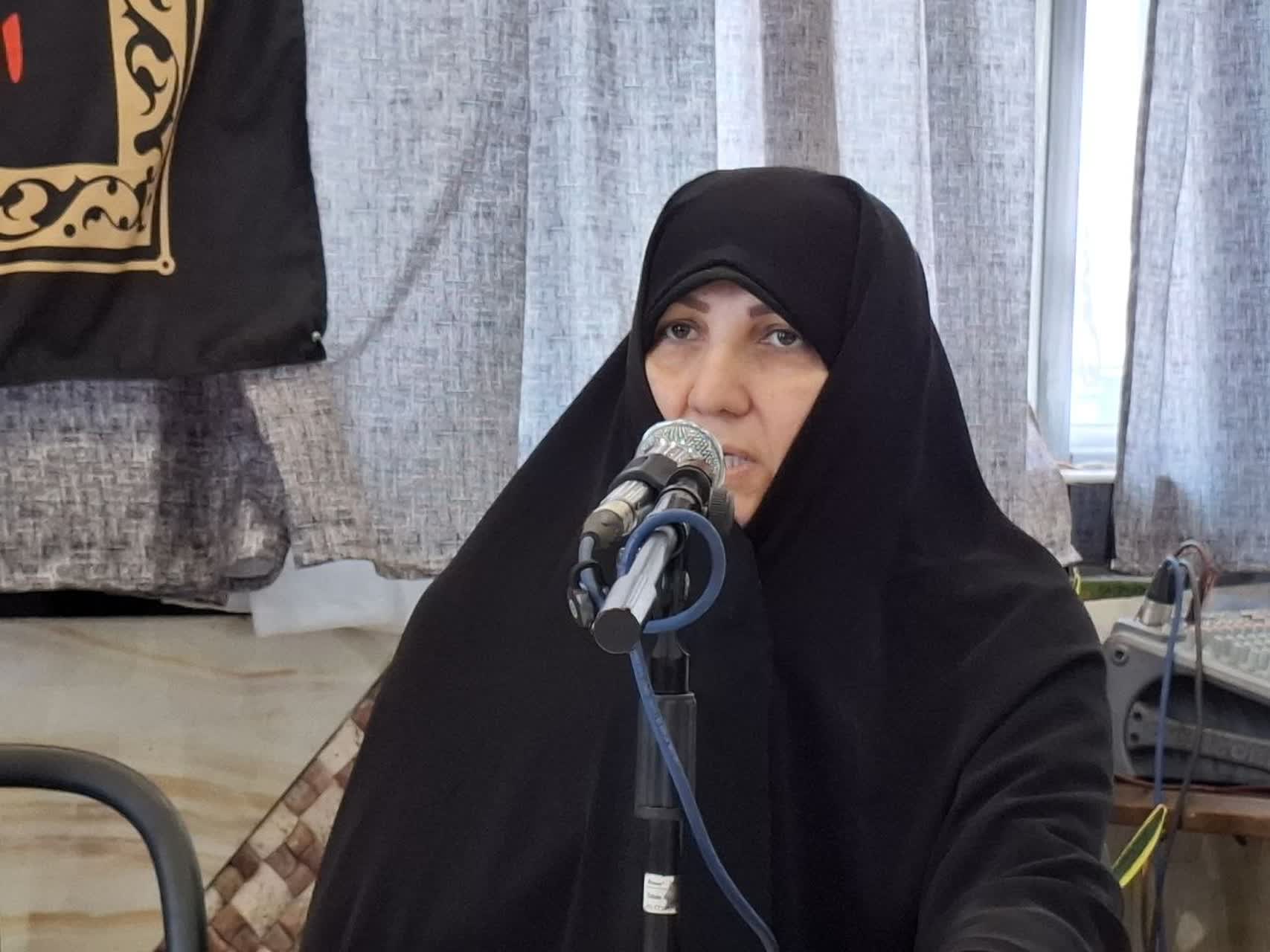 زینب(س) با «سلاح کلمه» کربلا را از خاموشی نجات داد